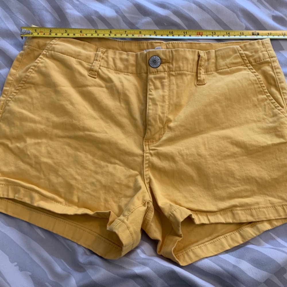 Yellow shorts - Picture 10 of 10